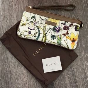 New Gucci Wristlet